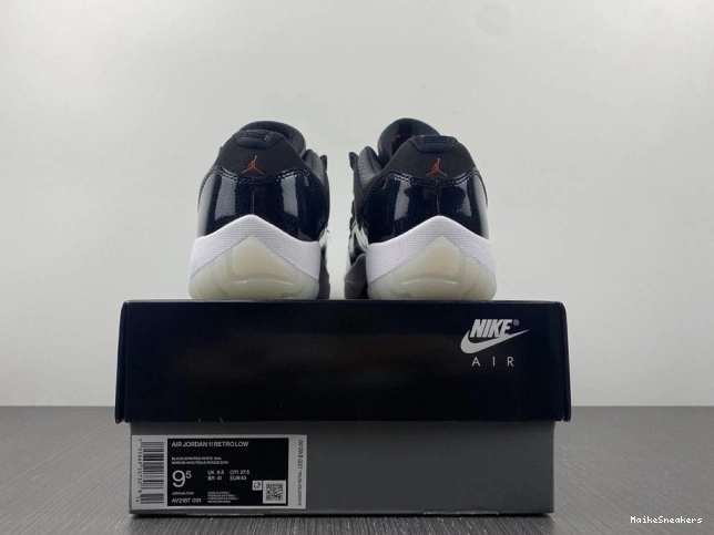 MaikeSneakers Low AV2187-001 72-10 Air Retro 11 Jordan 0630